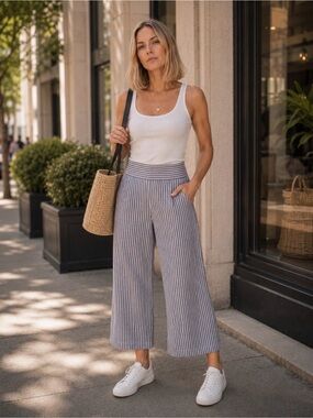 Max Studio Striped Blue Wide-Leg Cropped Pants